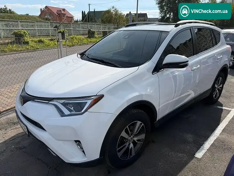 Toyota RAV4 2016, фото з оголошення 1 з 9, VIN JTMWFREV7HJ110034