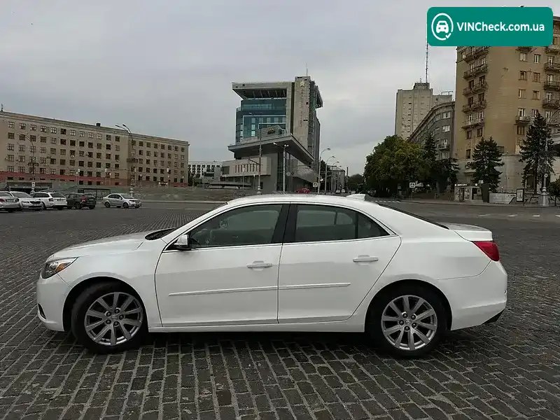 Chevrolet Malibu 2015, фото з оголошення 2 з 20, VIN 1G11D5SLXFU137194