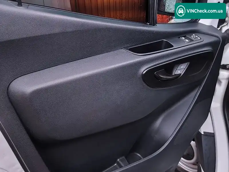 Mercedes-Benz Sprinter 2018, фото з оголошення 2 з 20, VIN WDB9076331P023597