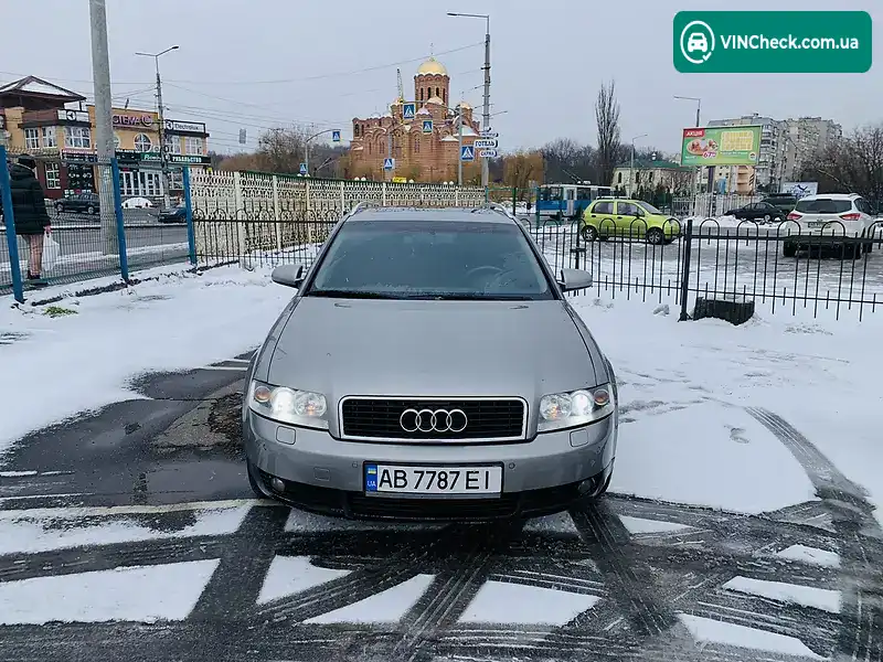 Audi A4 2002, фото з оголошення 1 з 20, VIN WAUZZZ8E43A144096
