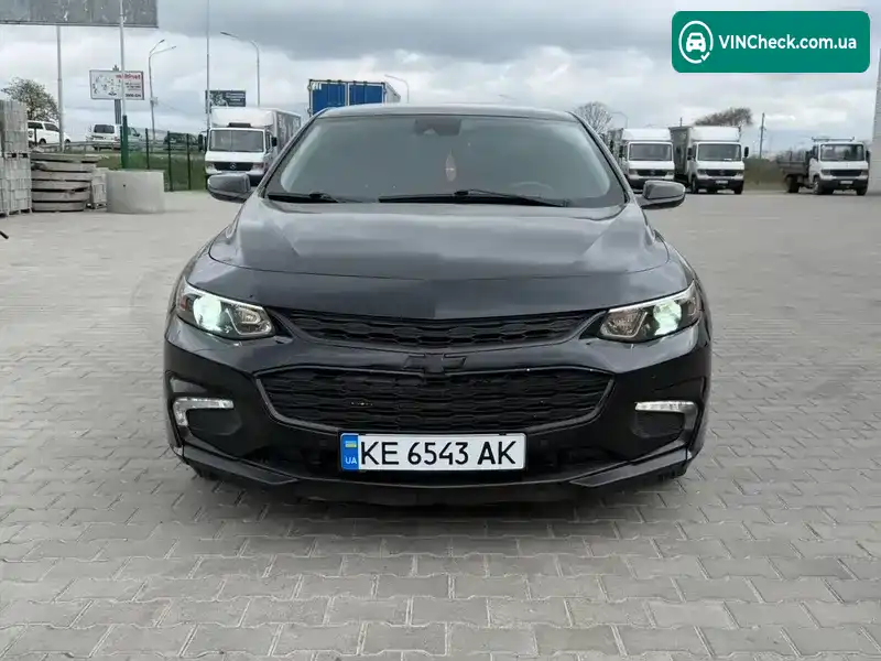 Chevrolet Malibu 2018, фото з оголошення 2 з 21, VIN 1G1ZD5ST6JF230701