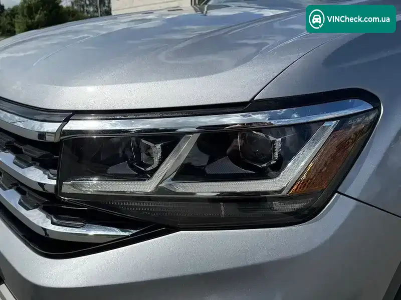 Volkswagen Atlas 2020, фото з оголошення 2 з 20, VIN 1V2WR2CA9MC557900