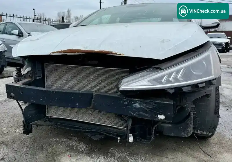 Hyundai Elantra 2018, фото з оголошення 2 з 21, VIN KMHD84LF9KU736024
