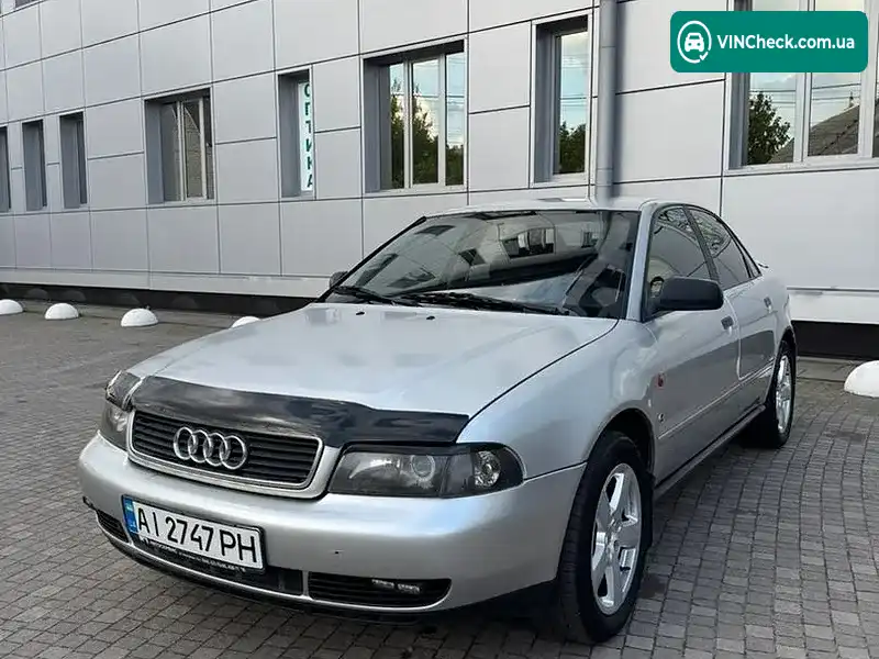 Audi A4 1995, фото з оголошення 1 з 12, VIN WAUZZZ8DZSA142102