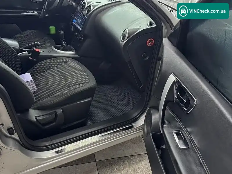 Nissan Qashqai 2008, фото з оголошення 2 з 12, VIN SJNFCAJ10U1251579