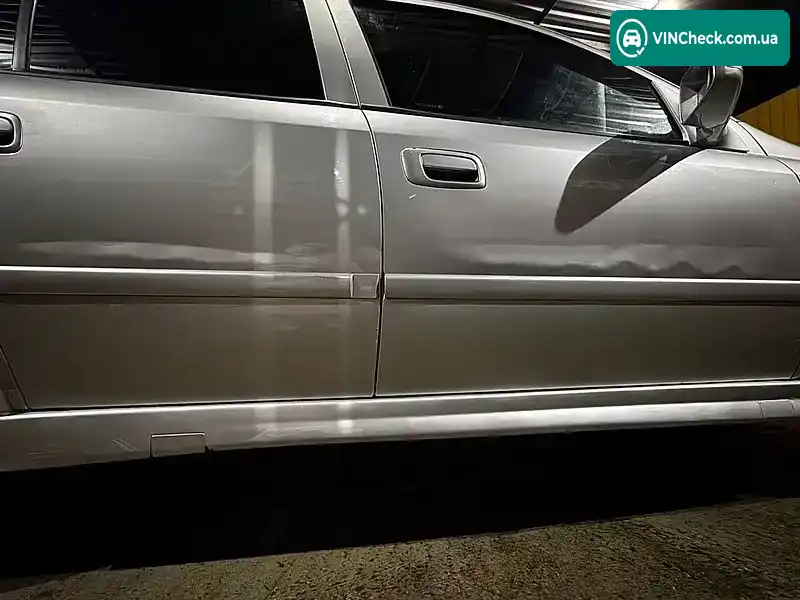 Opel Astra 2000, фото з оголошення 2 з 8, VIN W0L0TGF48W2213284