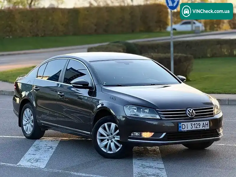 Volkswagen Passat 2012, фото з оголошення 1 з 20, VIN WVWZZZ3CZDP009132