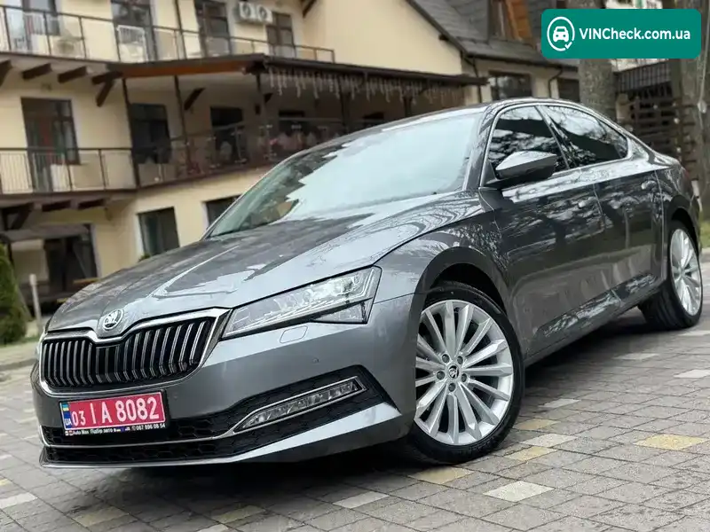 Skoda Superb 2023, фото з оголошення 2 з 21, VIN TMBAR7NP8P7009801