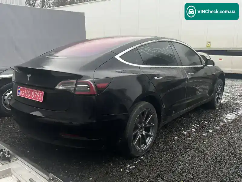 Tesla Model 3 2018, фото з оголошення 1 з 11, VIN 5YJ3E1EA2JF018783