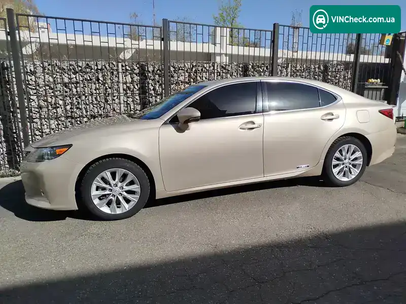 Lexus ES 2015, фото з оголошення 2 з 18, VIN JTHBW1GGXF2092469