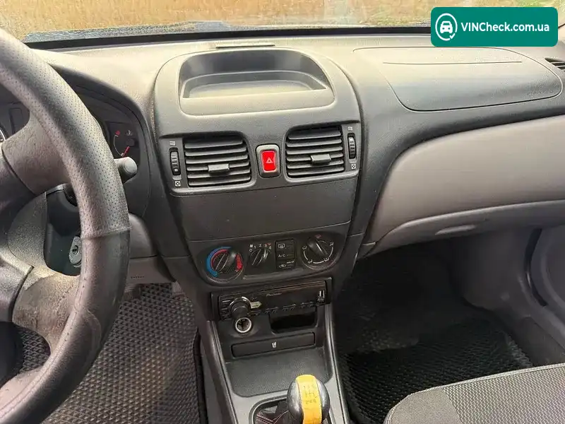 Nissan Almera 2002, фото з оголошення 1 з 9, VIN SJNBAAN16U0371240