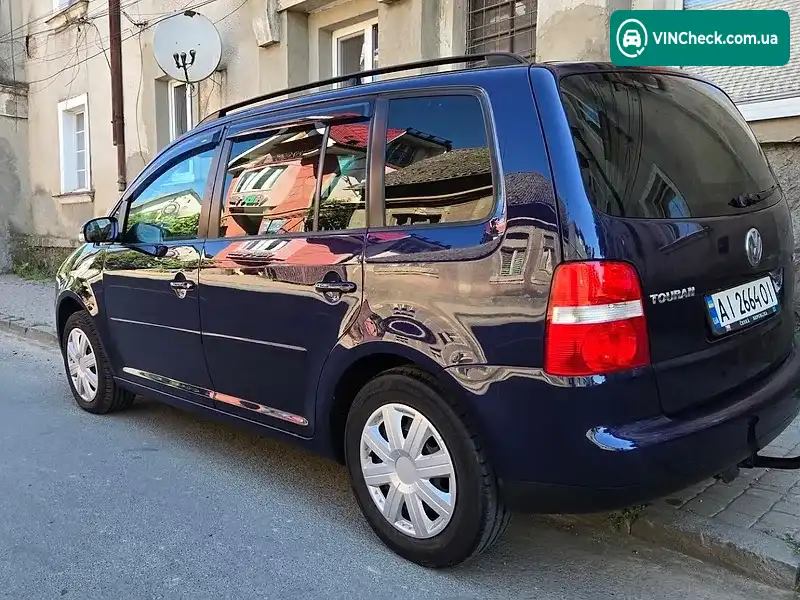 Volkswagen Touran 2006, фото з оголошення 2 з 18, VIN WVGZZZ1TZ6W093127