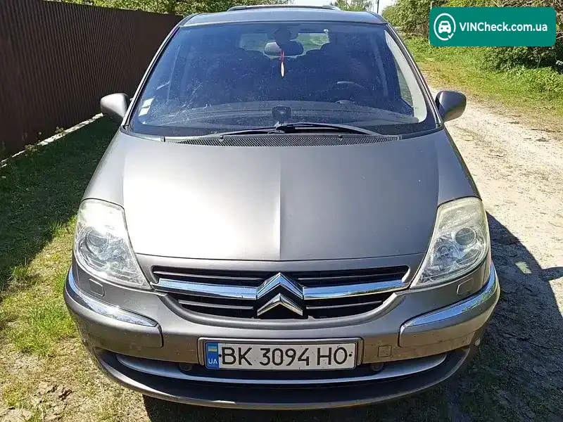 Citroen C8 2010, фото з оголошення 2 з 9, VIN VF7EBRHH8AZ041367