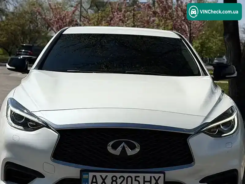 Infiniti Q30 2017, фото з оголошення 2 з 21, VIN SJKDDAH15U1055739