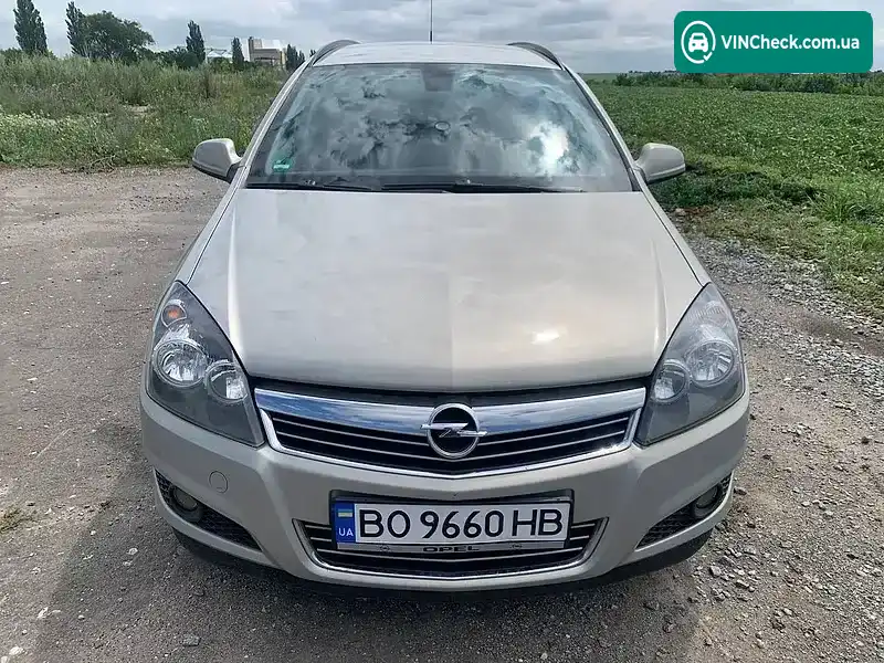 Opel Astra 2010, фото з оголошення 1 з 20, VIN W0L0AHL35B2050789