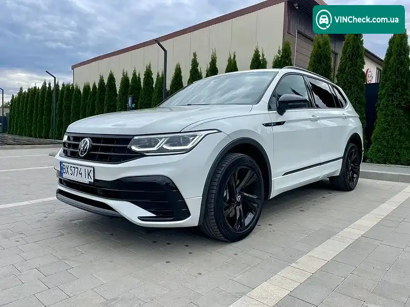 Volkswagen Tiguan 2022, фото з оголошення 1 з 17, VIN 3VV8B7AX7PM004086