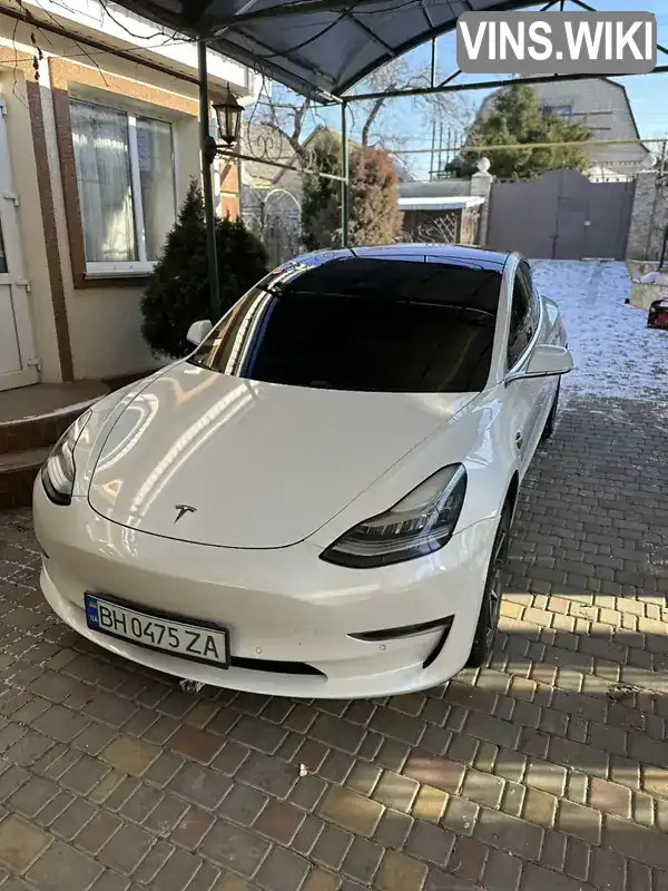Tesla Model 3 2018, фото з оголошення 1 з 19, VIN 5YJ3E1EA0JF027191