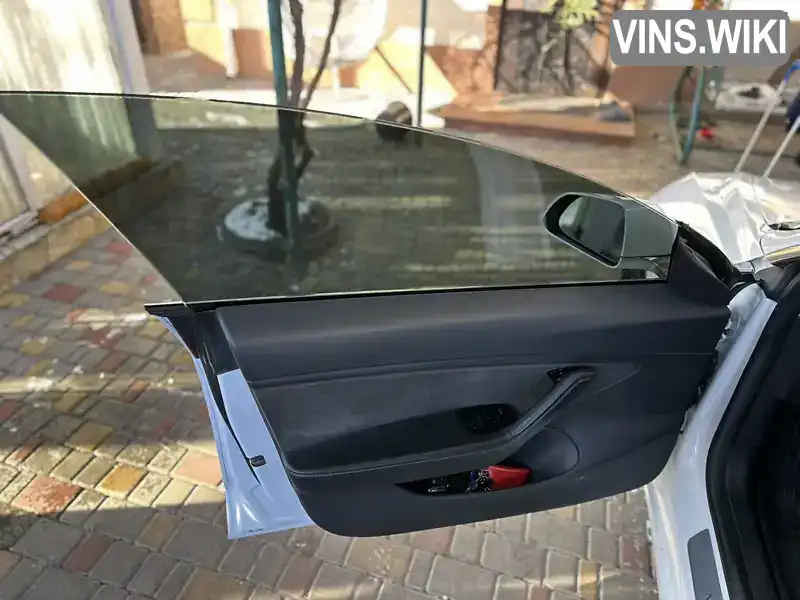 Tesla Model 3 2018, фото з оголошення 2 з 19, VIN 5YJ3E1EA0JF027191