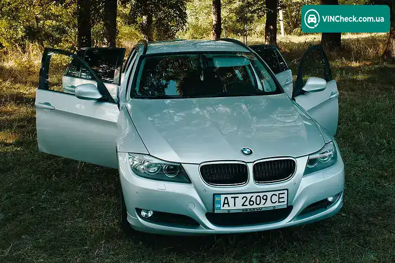 BMW 3 Series 2011, фото з оголошення 1 з 6, VIN WBAUY11070F045848