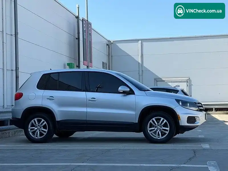 Volkswagen Tiguan 2012, фото з оголошення 2 з 20, VIN WVGAV7AXXCW581840