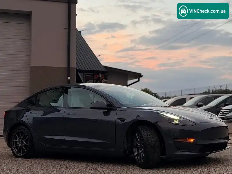 Tesla Model 3 2023, фото з оголошення 1 з 20, VIN 5YJ3E1EAXPF682063