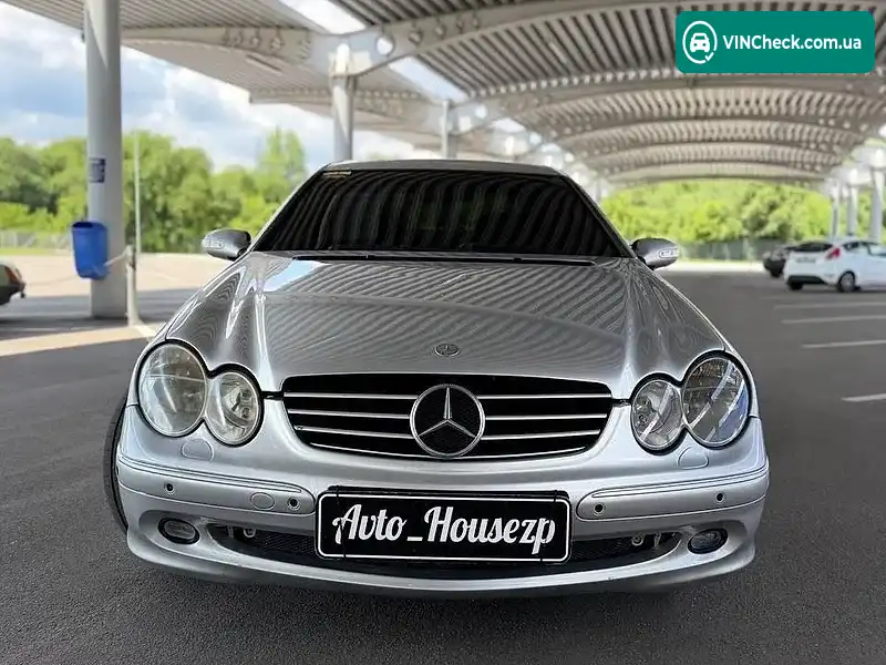 Mercedes-Benz CLK-Class 2003, фото з оголошення 2 з 12, VIN WDB2093161F050636