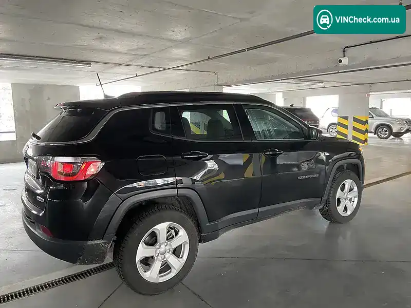 Jeep Compass 2018, фото з оголошення 2 з 11, VIN 3C4NJDBB9JT199434