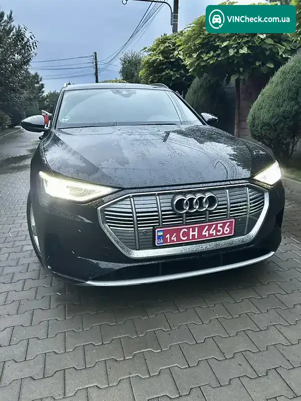 Audi e-tron 2023, фото з оголошення 2 з 20, VIN WAUZZZGE1PB024371