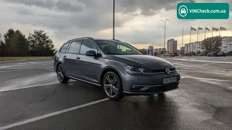 Volkswagen Golf 2017, фото з оголошення 2 з 21, VIN WVWZZZAUZHP756489