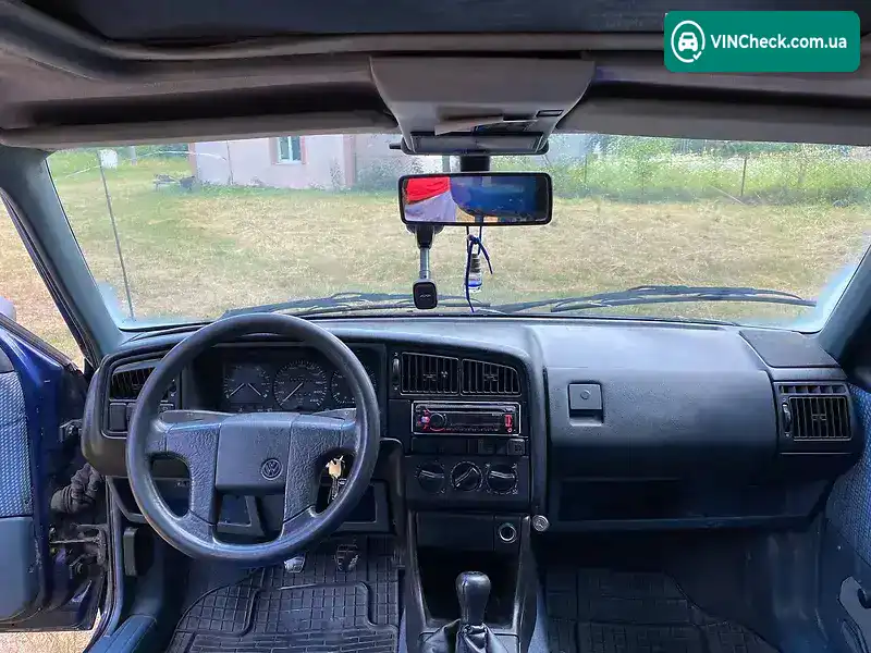 Volkswagen Passat 1992, фото з оголошення 1 з 11, VIN WVWZZZ31ZNB323558