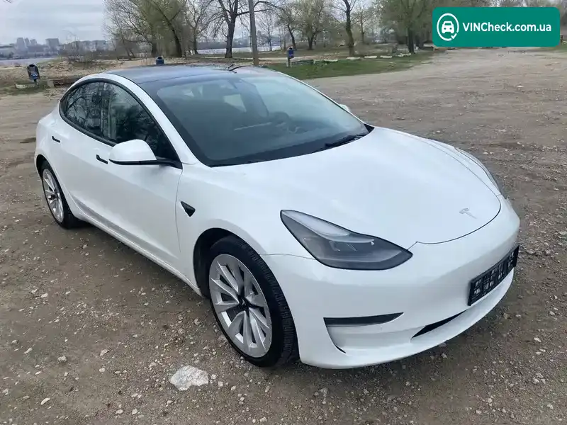 Tesla Model 3 2022, фото з оголошення 2 з 10, VIN 5YJ3E1EA7NF237566