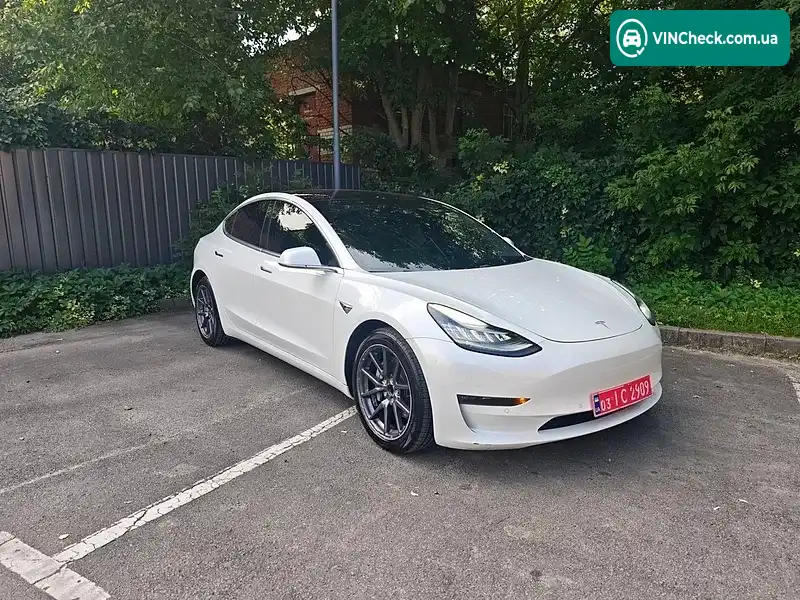 Tesla Model 3 2018, фото з оголошення 1 з 12, VIN 5YJ3E1EA6JF045033