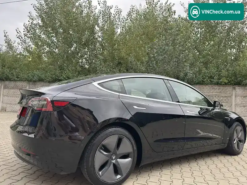 Tesla Model 3 2020, фото з оголошення 2 з 15, VIN 5YJ3E1EA4LF745474