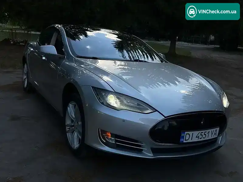 Tesla Model S 2014, фото з оголошення 2 з 10, VIN 5YJSA1H10EFP38270