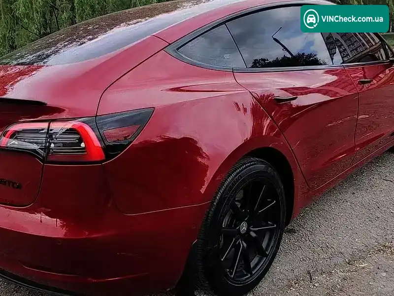 Tesla Model 3 2018, фото з оголошення 2 з 14, VIN 5YJ3E1EA5JF022455
