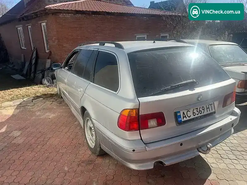 BMW 5 Series 2001, фото з оголошення 2 з 8, VIN WBADP91030GX77230