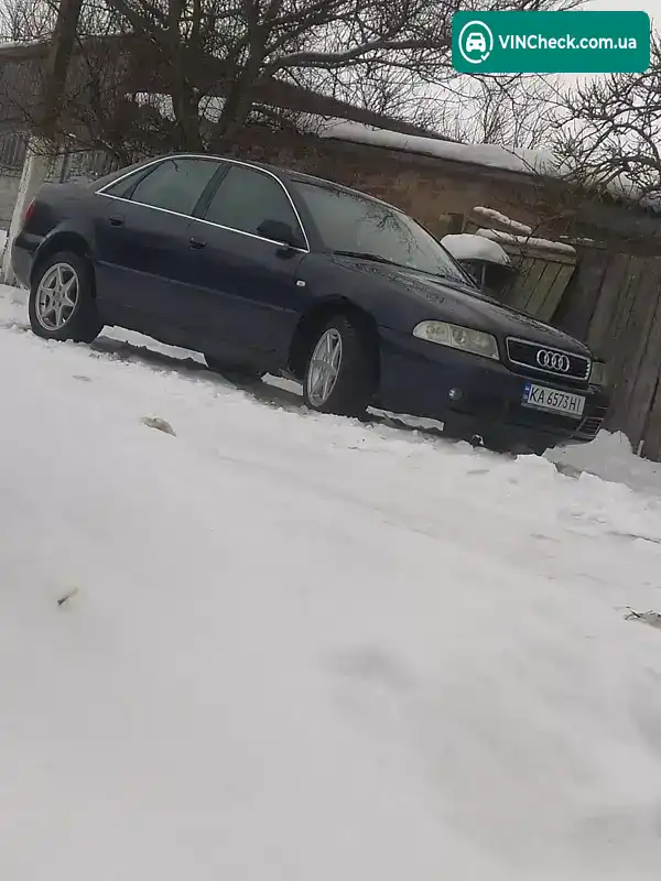 Audi A4 1999, фото з оголошення 2 з 11, VIN WAUZZZ8DZYA082176