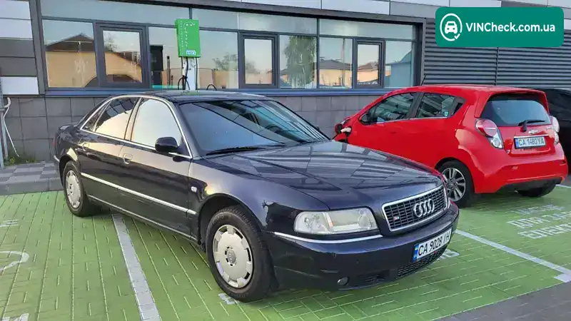 Audi A8 1998, фото з оголошення 2 з 20, VIN WAUZZZ4DZWN001417