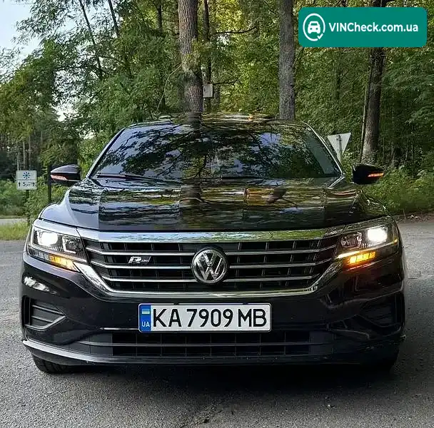 Volkswagen Passat 2020, фото з оголошення 2 з 20, VIN 1VWSA7A33MC003189