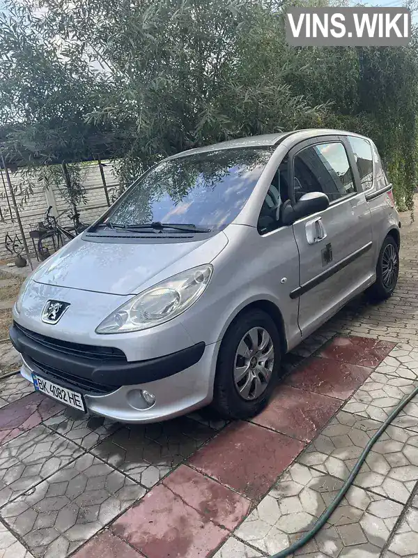 Peugeot 1007 2006, фото з оголошення 2 з 12, VIN VF3KMNFUC20043607