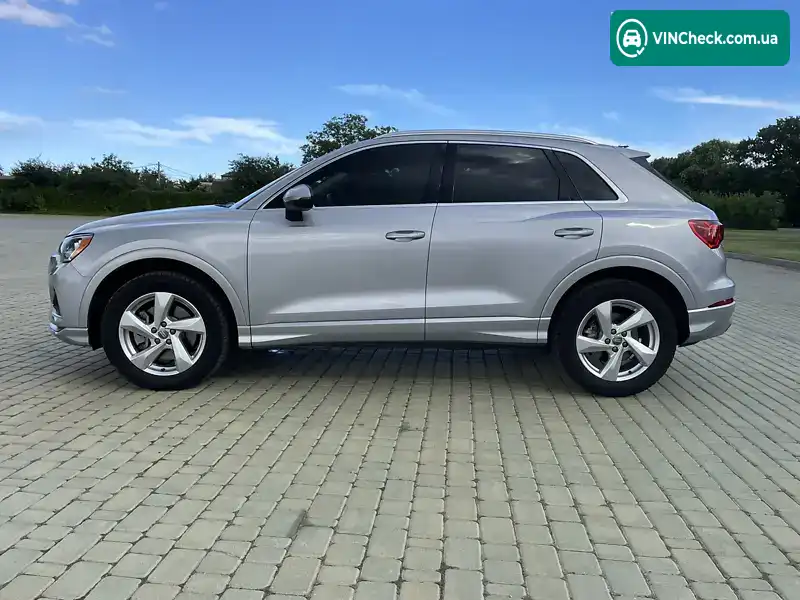 Audi Q3 2019, фото з оголошення 2 з 20, VIN WA1AECF38L1036293