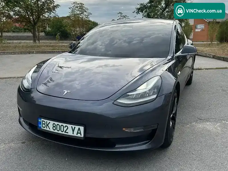 Tesla Model 3 2018, фото з оголошення 2 з 20, VIN 5YJ3E1EB8JF151377