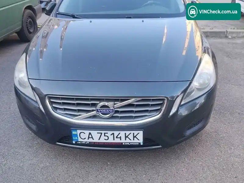 Volvo V60 2012, фото з оголошення 1 з 20, VIN YV1FW45C1C1083730