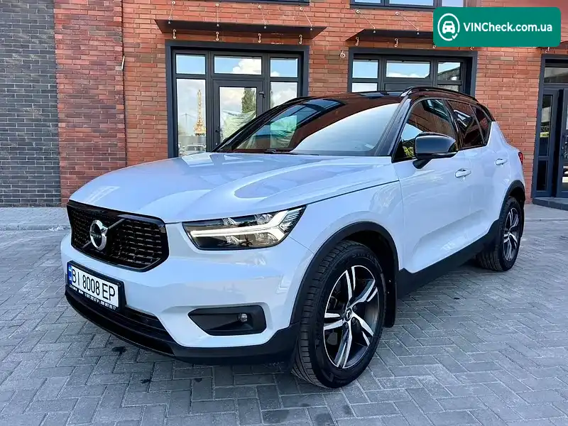 Volvo XC40 2019, фото з оголошення 1 з 19, VIN YV1XZA6VCL2268094
