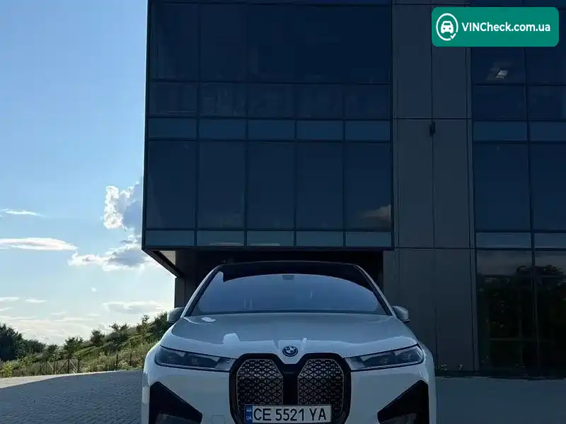 BMW iX 2025, фото з оголошення 2 з 20, VIN WB523CF04SCU70666