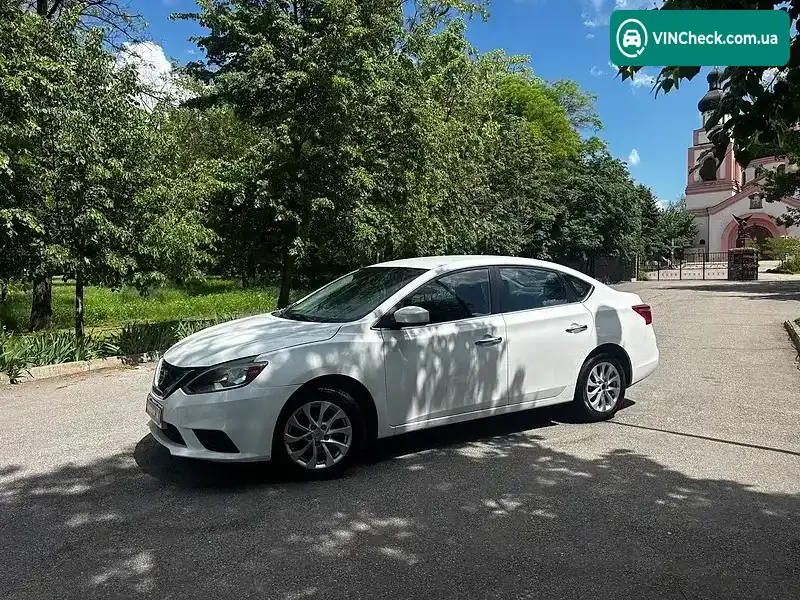 Nissan Sentra 2017, фото з оголошення 2 з 21, VIN 3N1AB7AP1JY202181