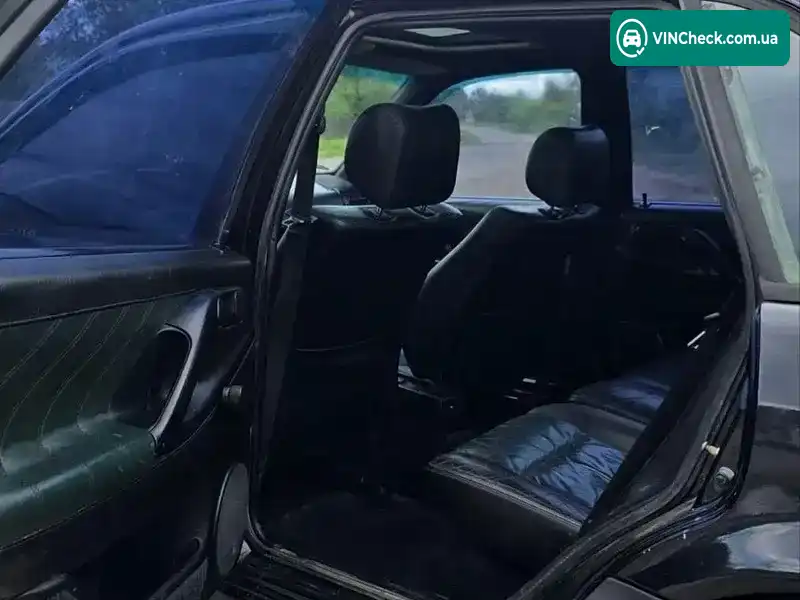 Volkswagen Passat 1994, фото з оголошення 2 з 20, VIN WVWZZZ3AZRB051974