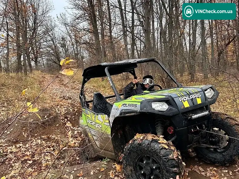 Polaris RZR 2009, фото з оголошення 2 з 12, VIN 4XAVH76A5AD822494