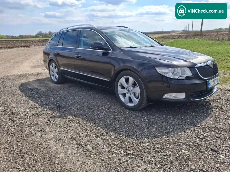 Skoda Superb 2012, фото з оголошення 2 з 20, VIN TMBJJ73T1C9065231