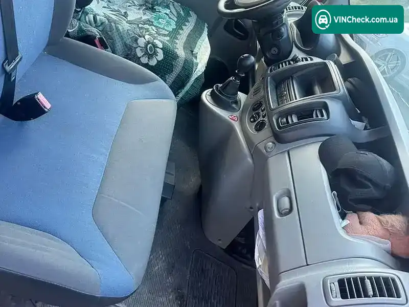 Renault Trafic 2012, фото з оголошення 2 з 15, VIN VF1FLB1B6DV433238